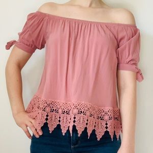 Strapless pink blouse